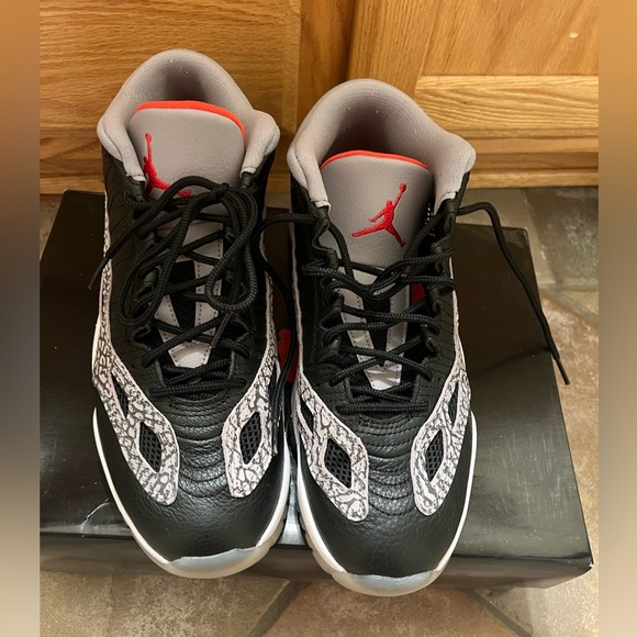 Retro Jordan 11 low IE 2020 - Picture 2 of 6